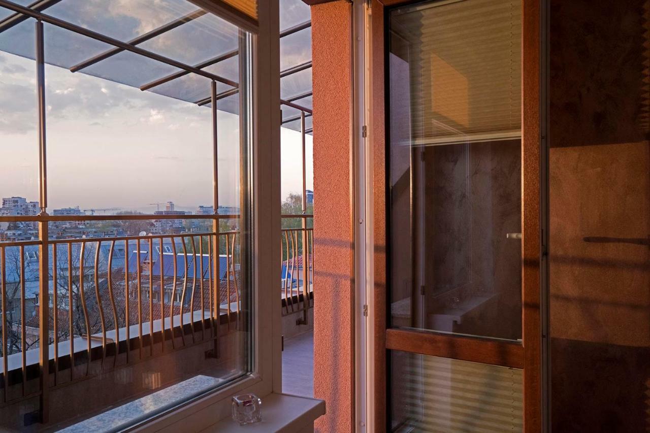 Center Apartment With Amazing View Sófia Exterior foto